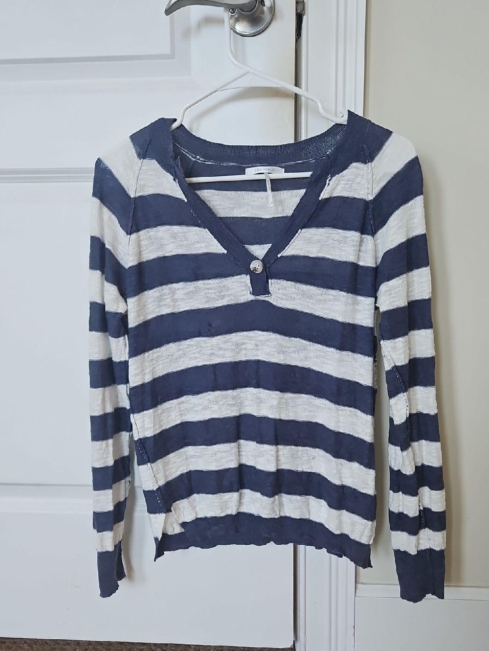 Striped Navy & White V-Neck Long Sleeve Top